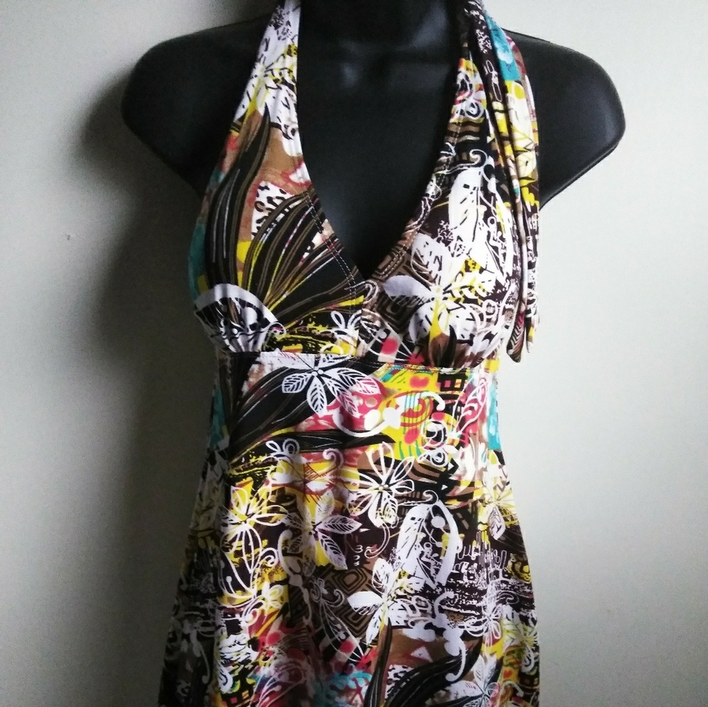 Miss Juli Halter Top